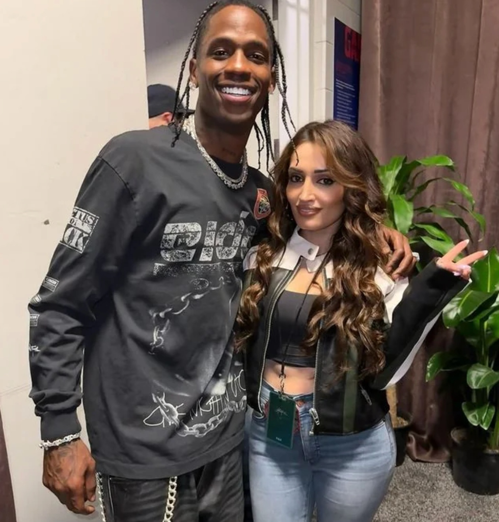 Jasmine K. meeting Travis Scott
